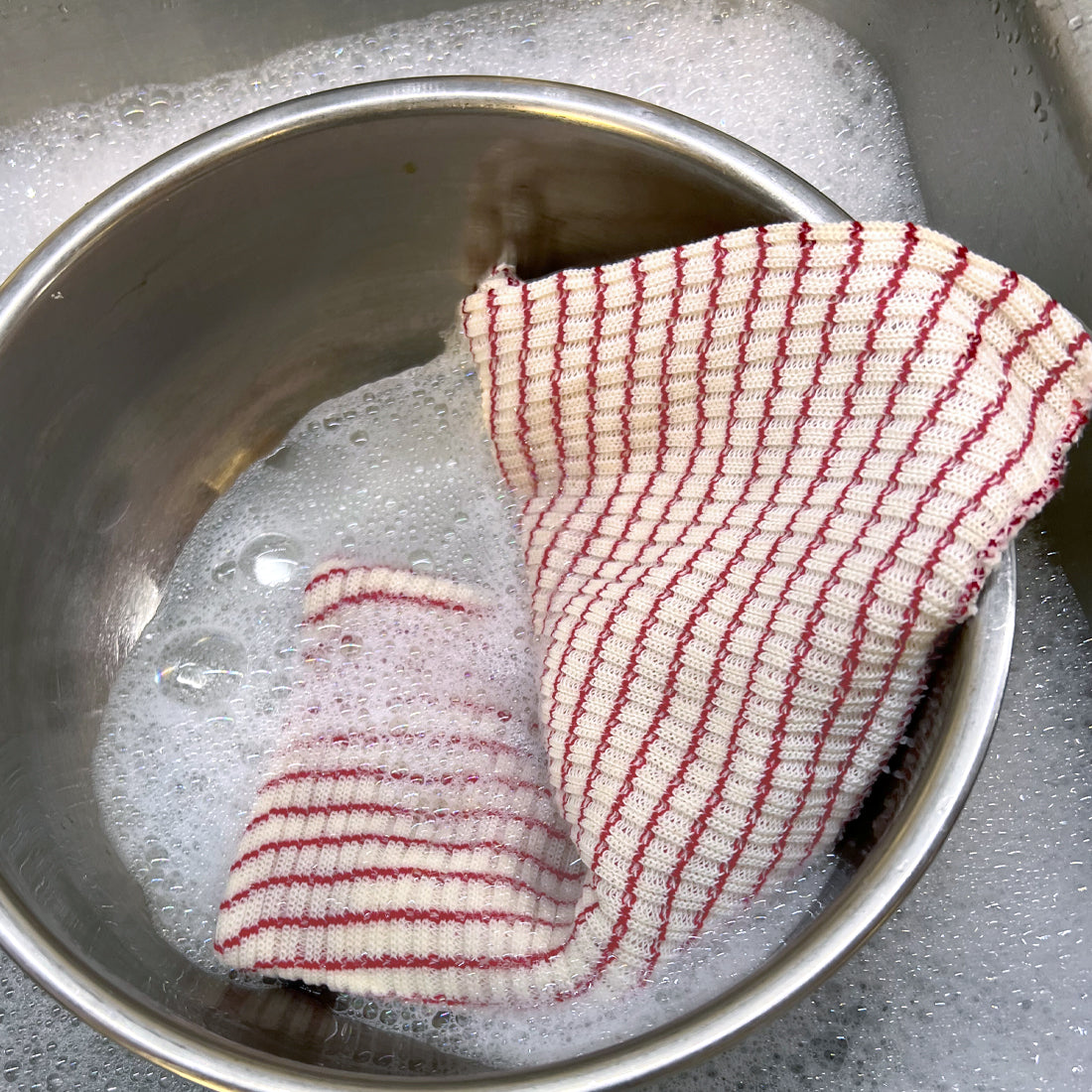 Dish Cloths Should Only Be Used For One Thing, And Washed Often
